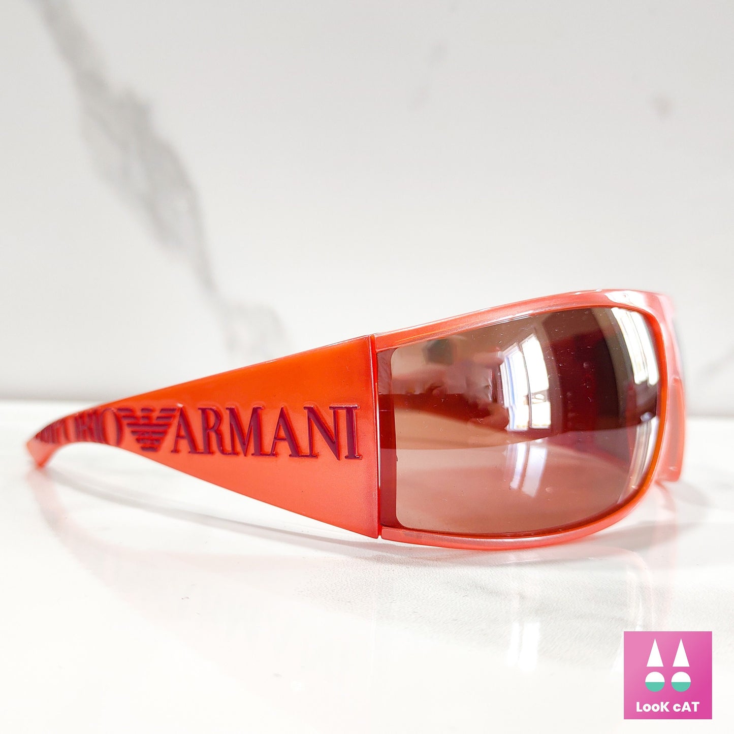 Occhiali da sole Emporio Armani 9213 a scudo avvolgente lunetta brille y2k tonalità cyber