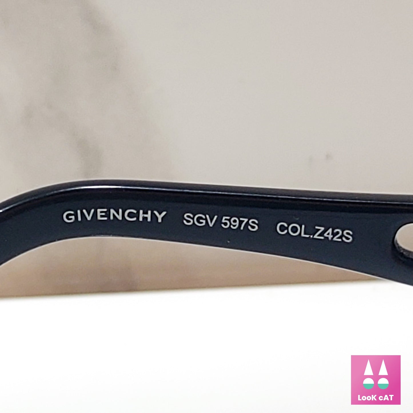 Givenchy SVG 597S occhiali da sole vintage avvolgenti con scudo lunetta brille y2k sfumature cyber