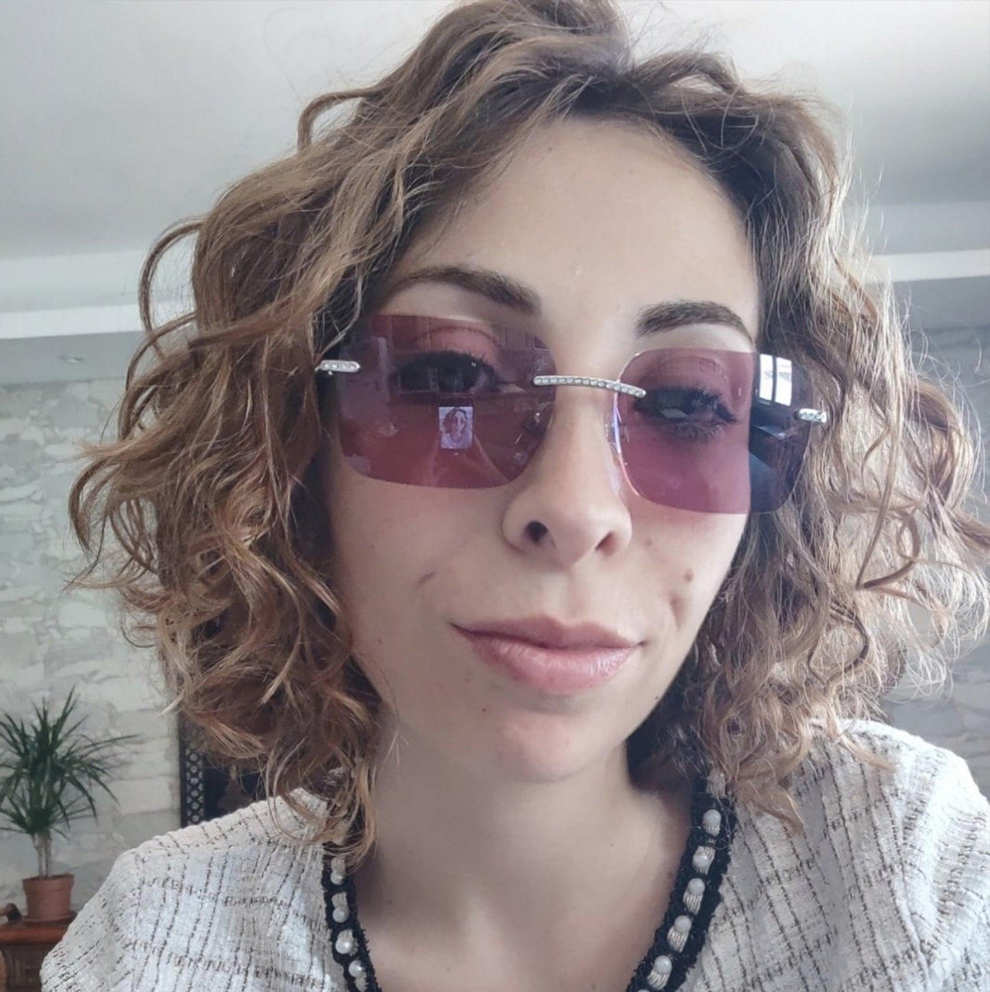 Occhiali da sole Chanel modello 4101 Lenti rosa lunetta brille sfumature y2k senza montatura