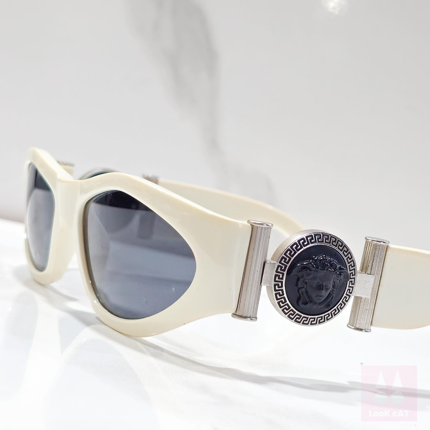 Gianni Versace mod. 618 B occhiali da sole vintage rari occhiali con lunetta bianca brille anni '90 Biggie