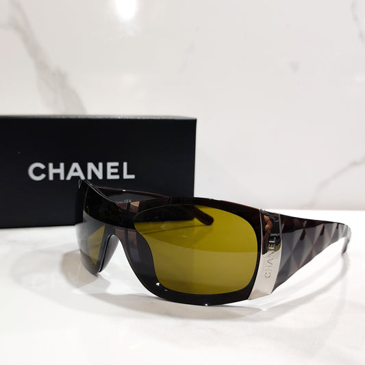 Chanel model 6009 sunglasses brille bezel y2k shades