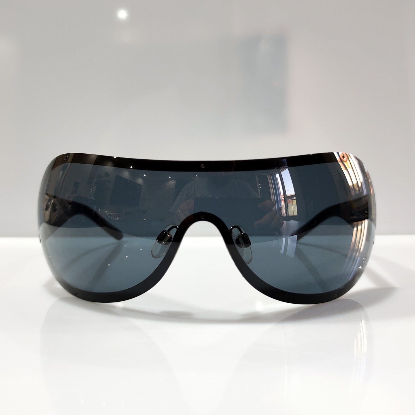 Occhiali da sole Chanel modello 4148 wrap shield lunetta brille sfumature y2k