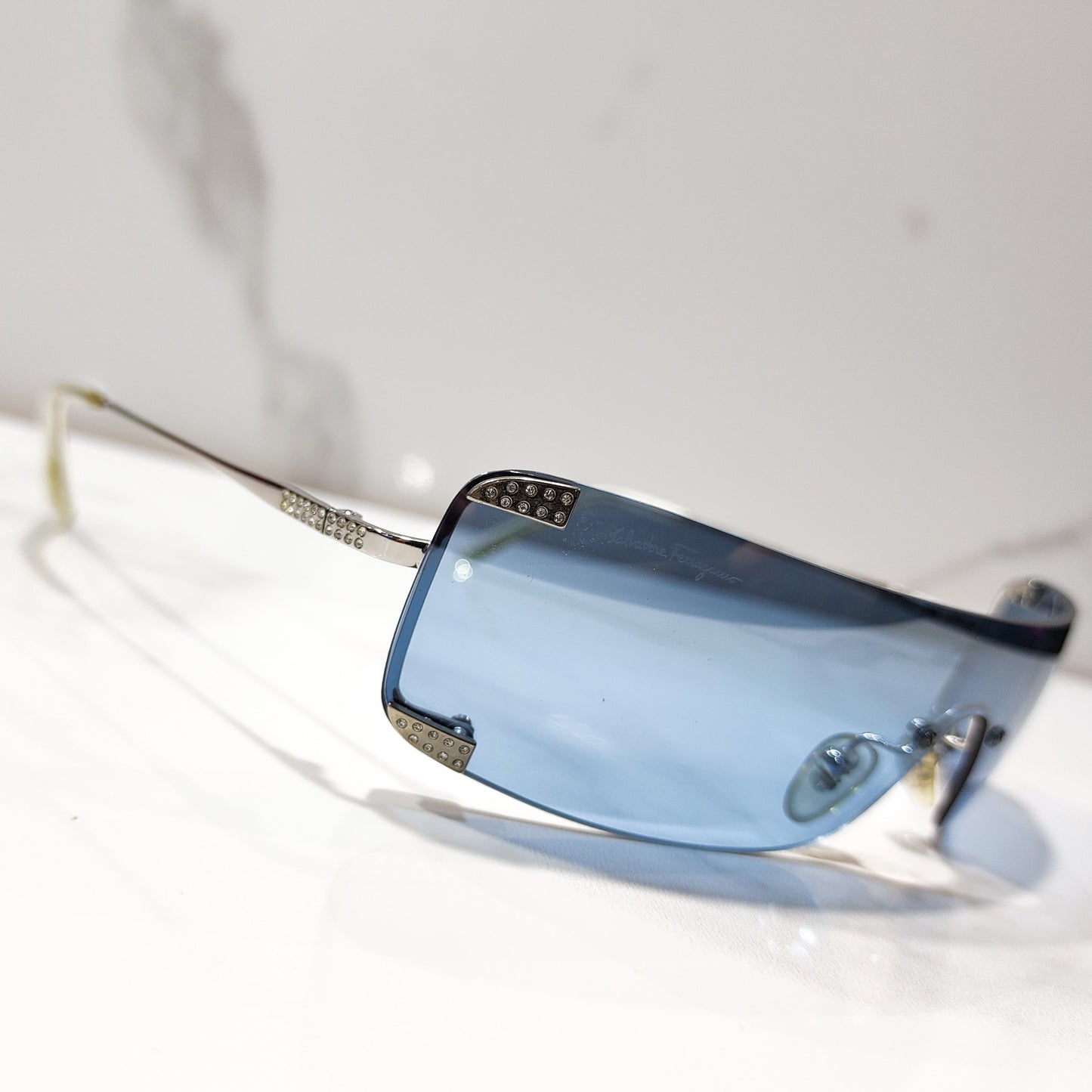 Salvatore Ferragamo 1059 B occhiali da sole y2k shield lunette occhiali da sole