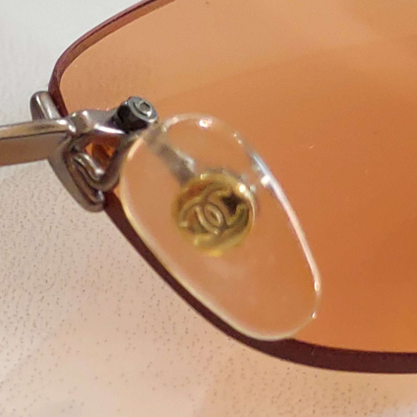 Chanel 型号 4002 太阳镜 brille bezel y2k 无框色调