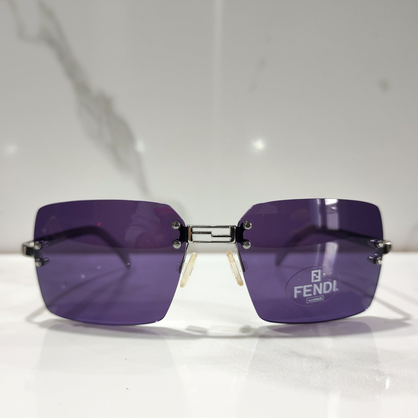 Occhiali da sole Fendi modello SL7300 lunette brille y2k shades senza montatura