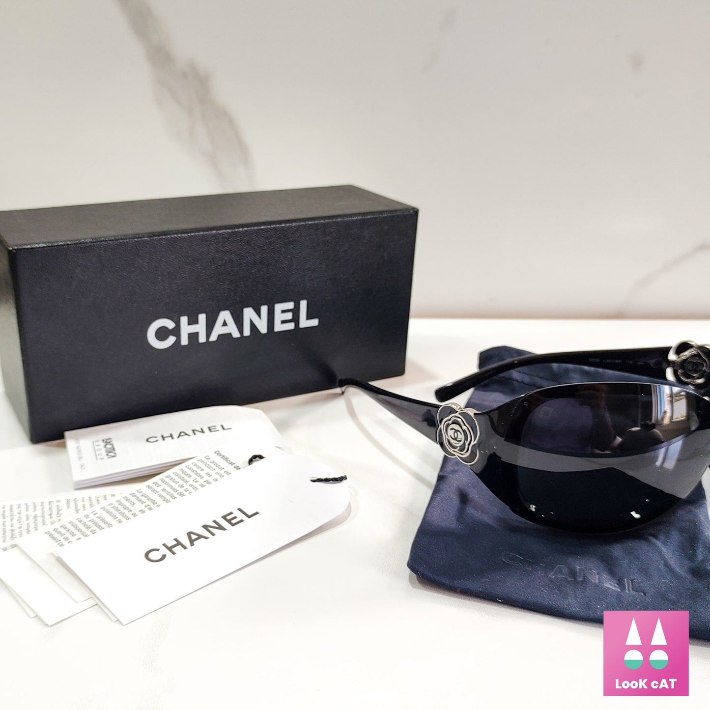 Occhiali da sole Chanel modello 6032 wrap shield lunetta brille sfumature y2k