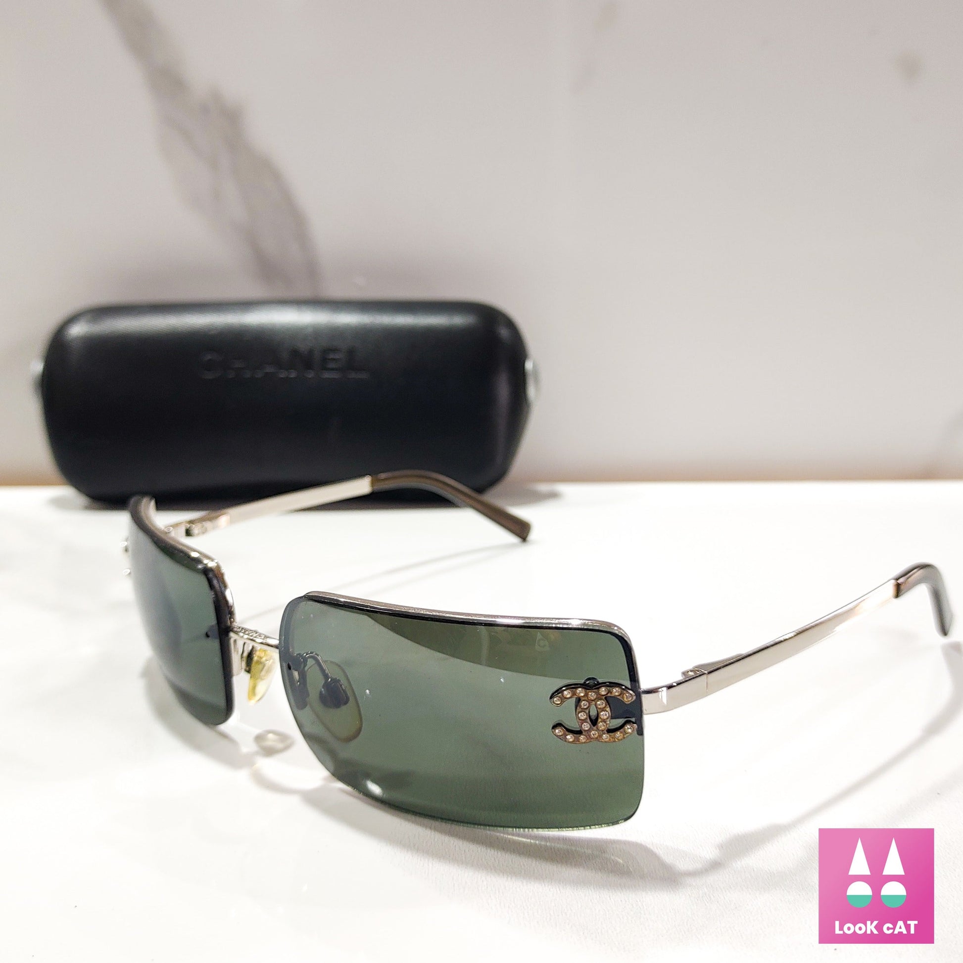 chanel vintage rimless clear y2k sunglasses, Women's Fashion, Watches &  Accessories, Sunglasses & Eyewear on Carousell