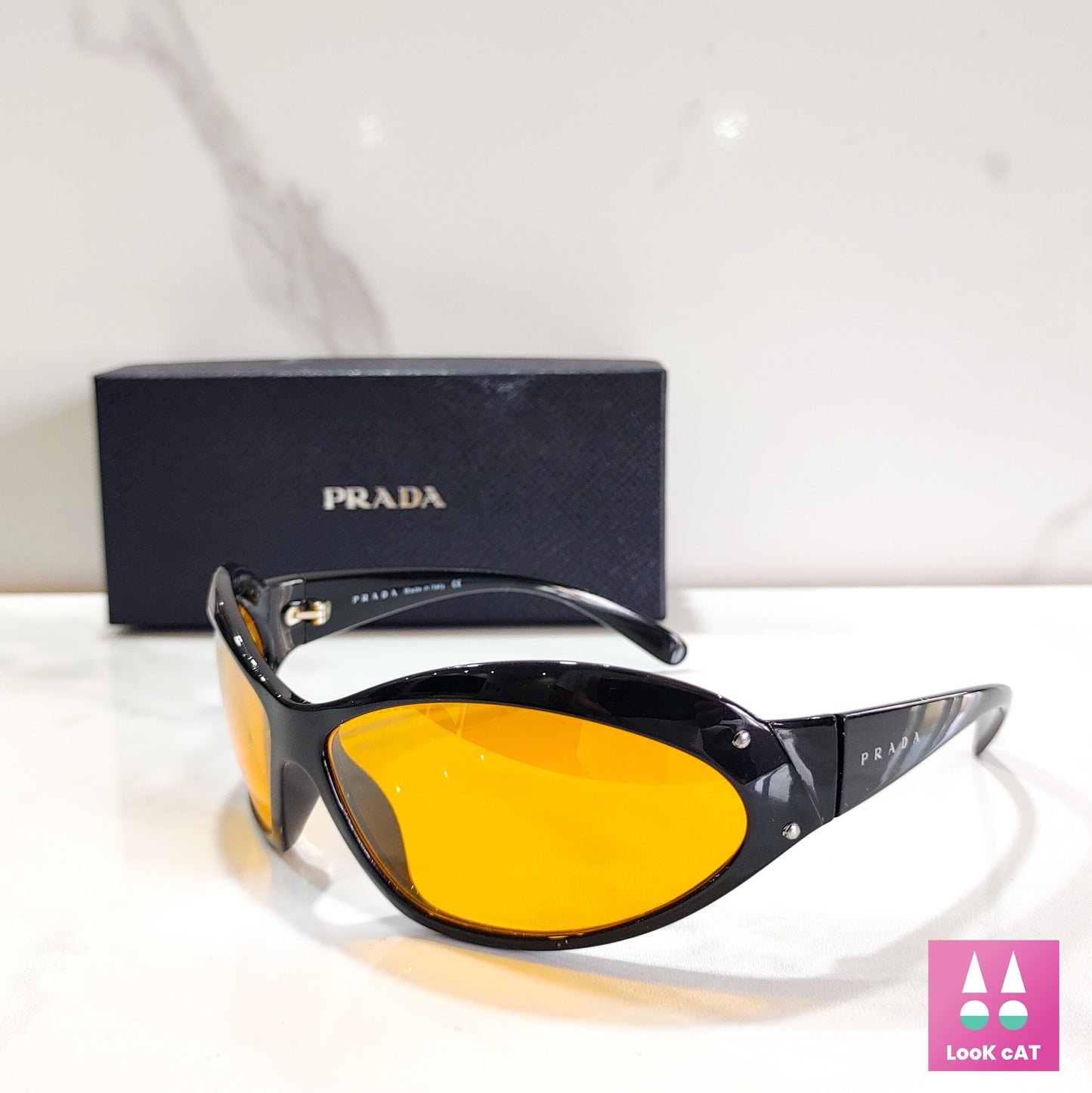 Prada 面具太阳镜型号 SPR 10F lunette brille y2k 色调