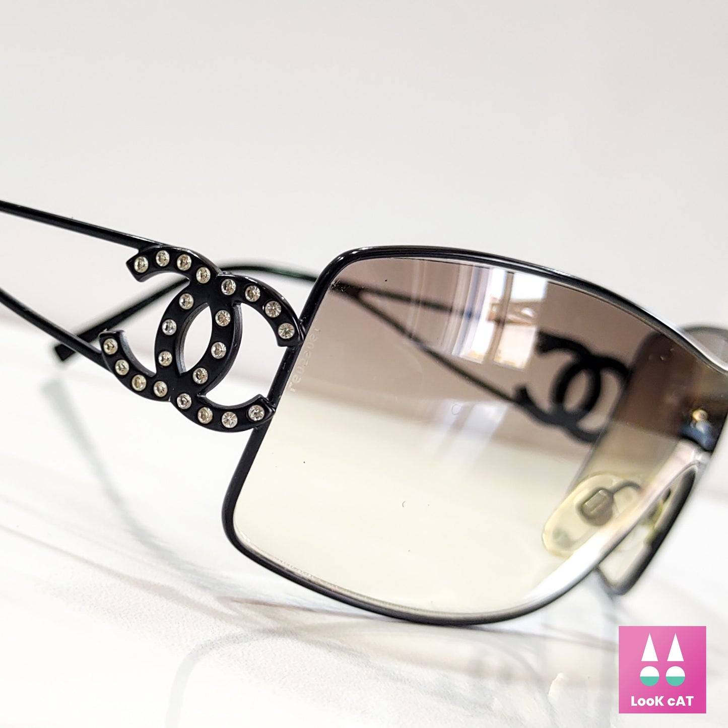 Occhiali da sole Chanel modello 4072 lunette brille y2k shades senza montatura