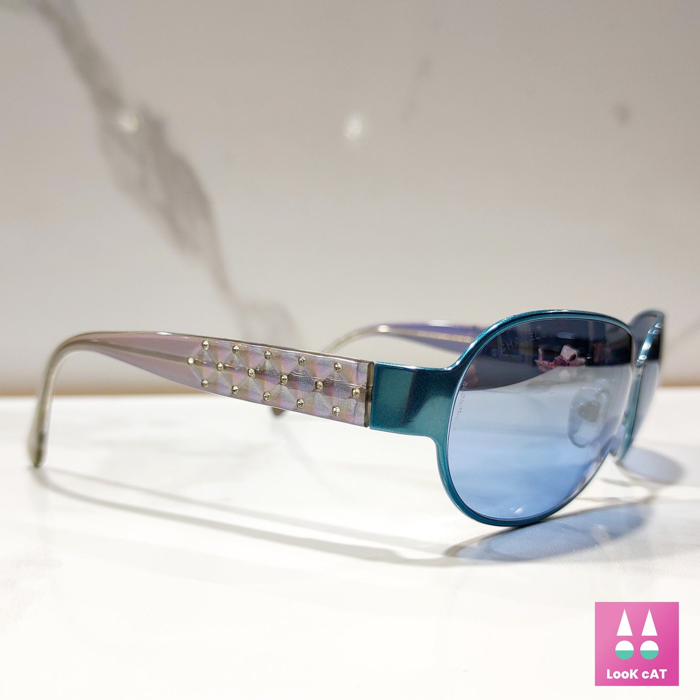 Occhiali da sole Chanel modello 4102 wrap shield lunetta brille sfumature y2k