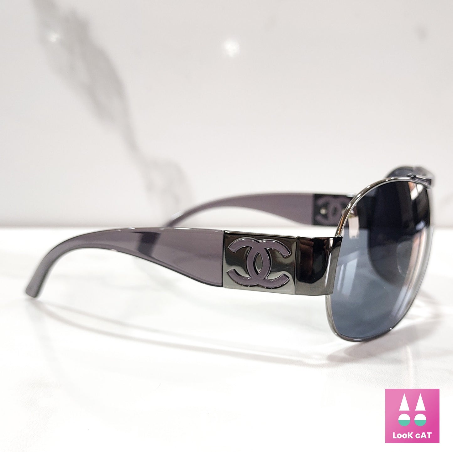 Chanel 4136 occhiali da sole vintage NOS avvolgenti con scudo lunetta brille y2k tonalità pilota