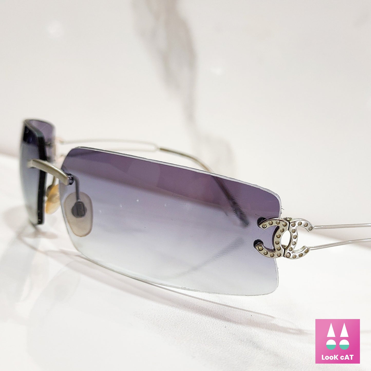 Occhiali da sole Chanel modello 4051 lunette brille tonalità y2k senza montatura
