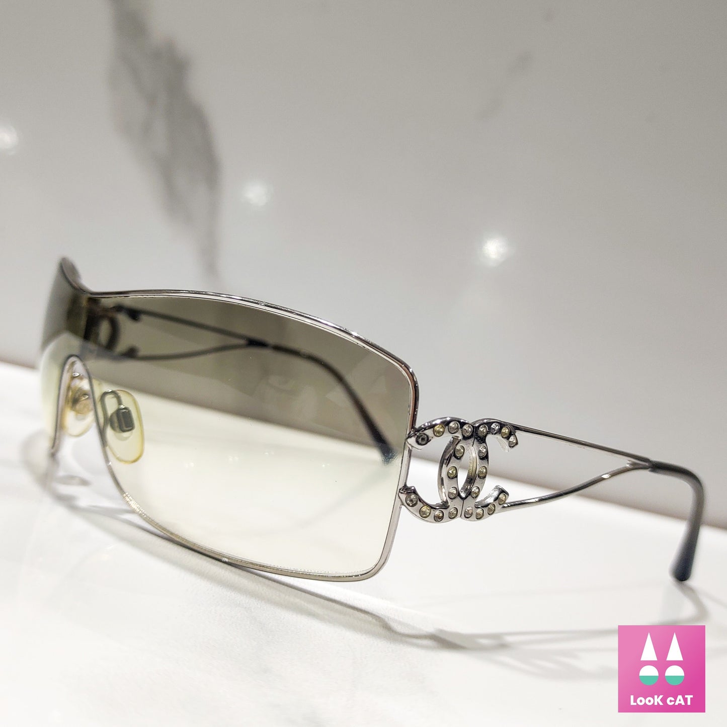Occhiali da sole Chanel modello 4072 lunette brille y2k shades senza montatura