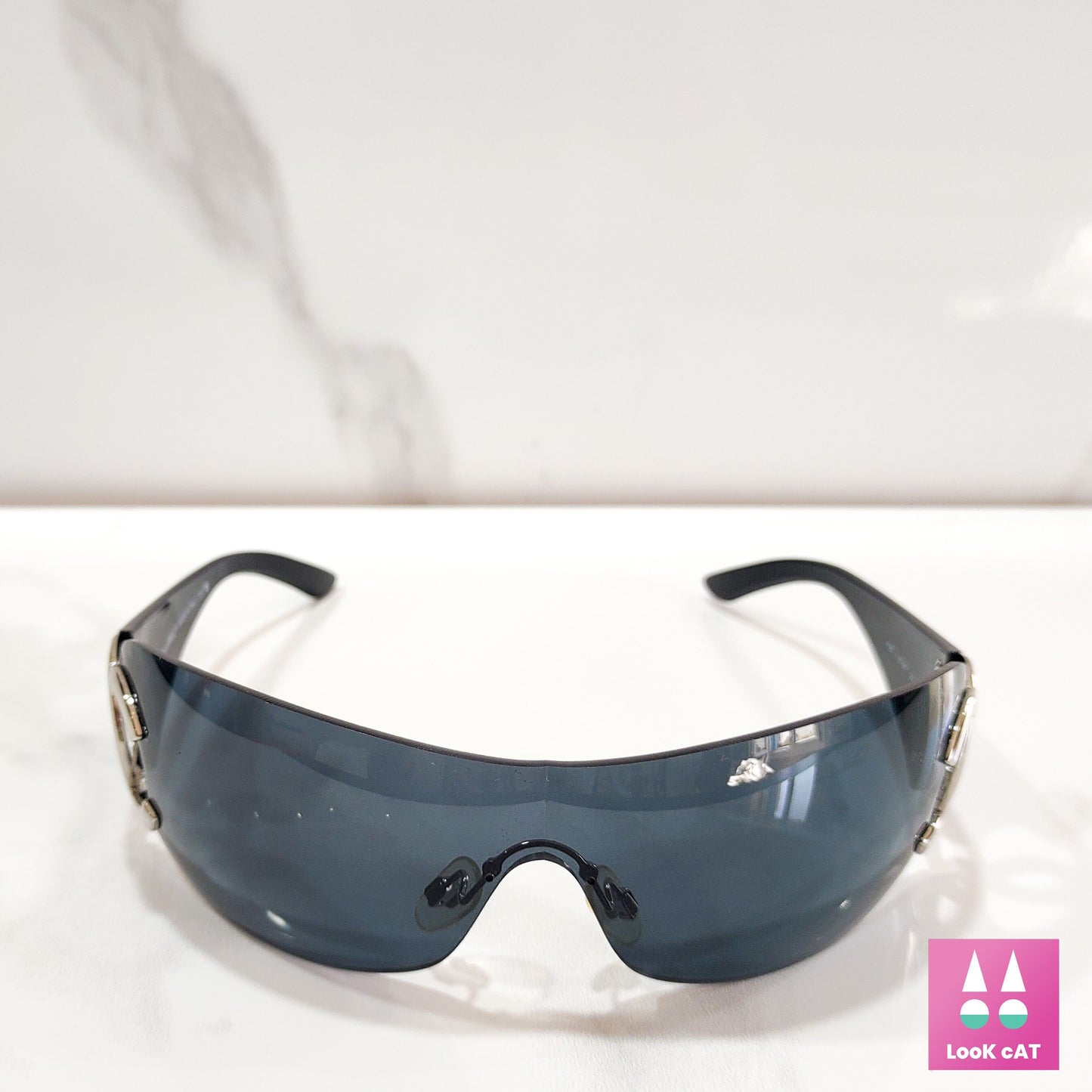 Occhiali da sole Chanel modello 4125 a scudo avvolgente lunetta con sfumature brille y2k